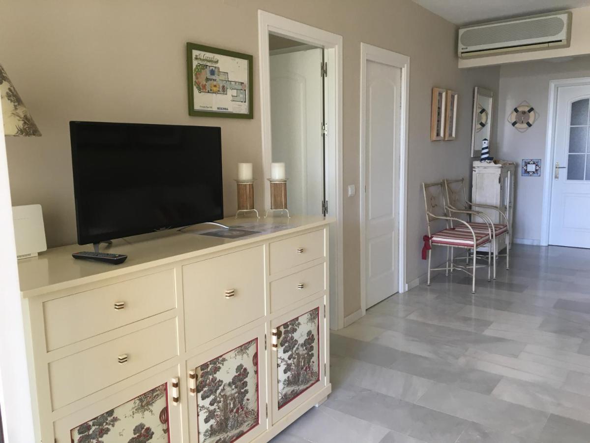 Mi Capricho, Beachfront, Grownfloor, Private Garden & Terrace Sitio de Calahonda Exteriör bild
