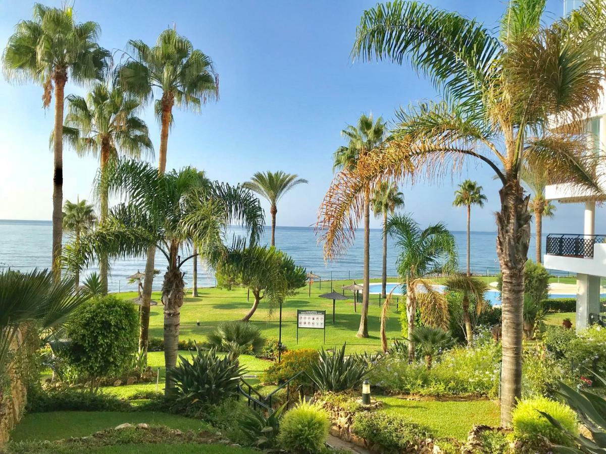 Mi Capricho, Beachfront, Grownfloor, Private Garden & Terrace Sitio de Calahonda Exteriör bild