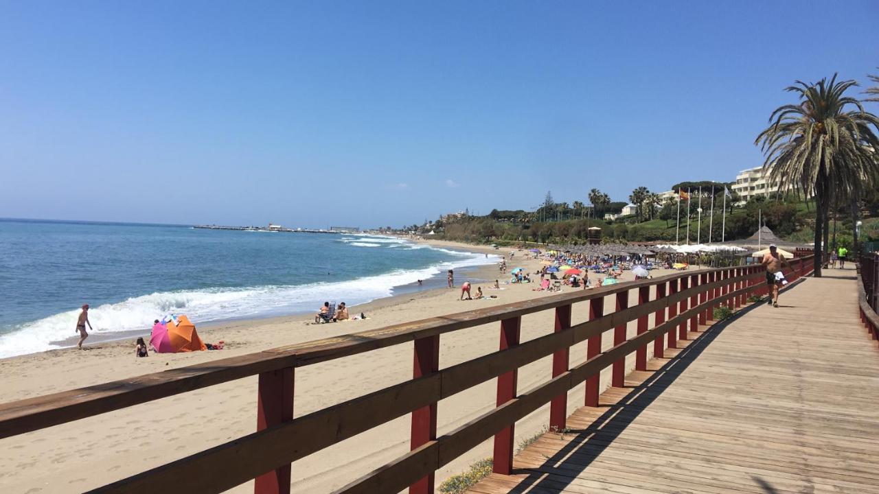 Mi Capricho, Beachfront, Grownfloor, Private Garden & Terrace Sitio de Calahonda Exteriör bild